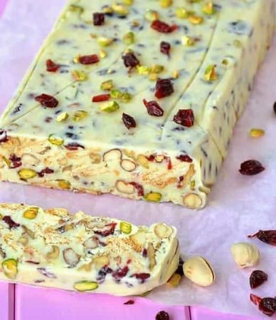 پلمبیر آناناس با بستنی